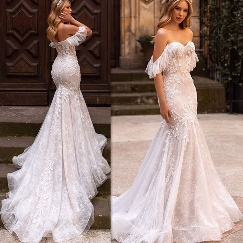 Sweetheart Neck Lace Brush Train Mermaid Wedding Dress