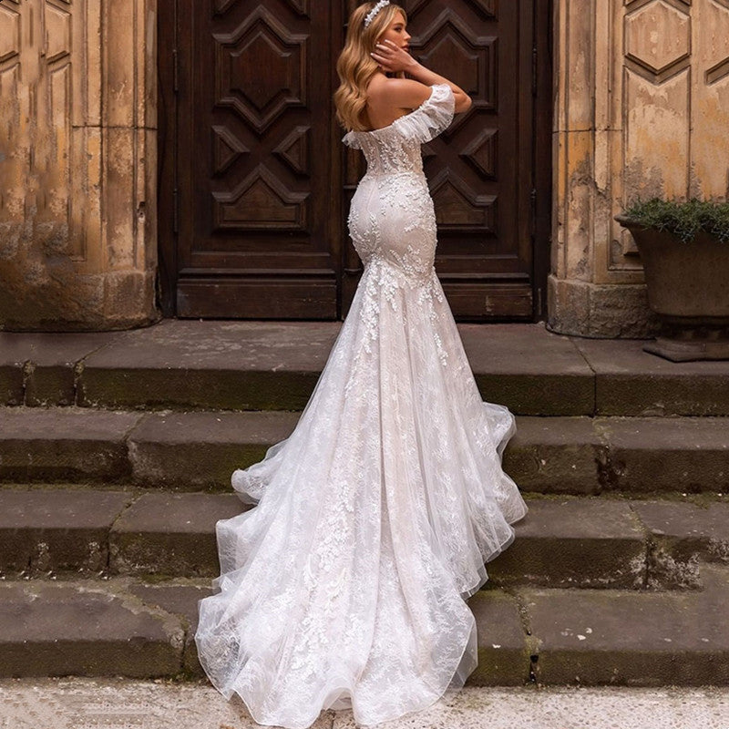 Sweetheart Neck Lace Brush Train Mermaid Wedding Dress