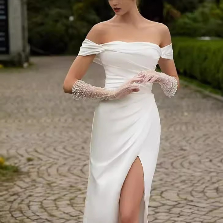 Mermaid Off-the-shoulder Chapel Train Wedding Dress