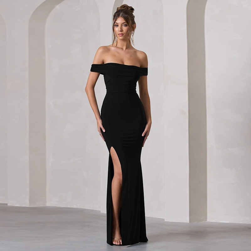 Sheath Off-the-Shoulder Sleeveless Sweep Train Dress