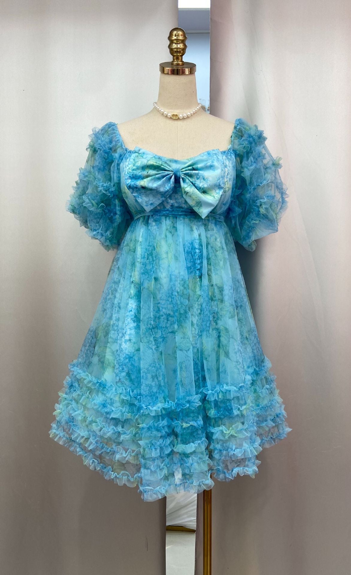 Floral A-Line Sweetheart Puff Sleeves Short Homecoming Dress