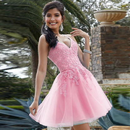 Applique V-neck Sleeveless Mini Dress