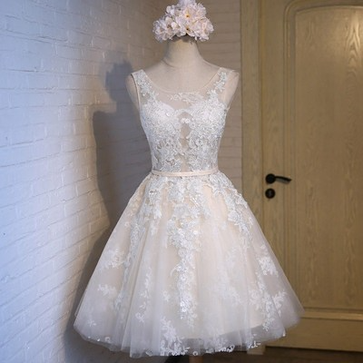 Lace Applique Backless A-Line Knee Length Short Wedding Dress