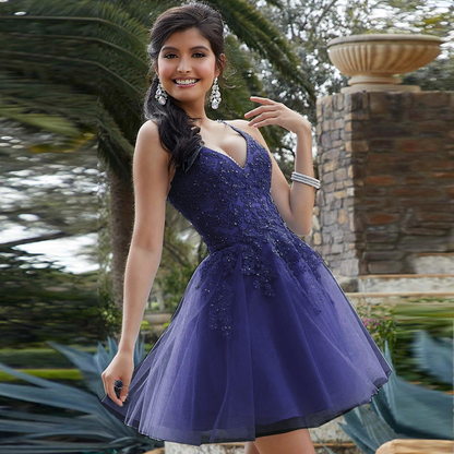 Applique V-neck Sleeveless Mini Dress