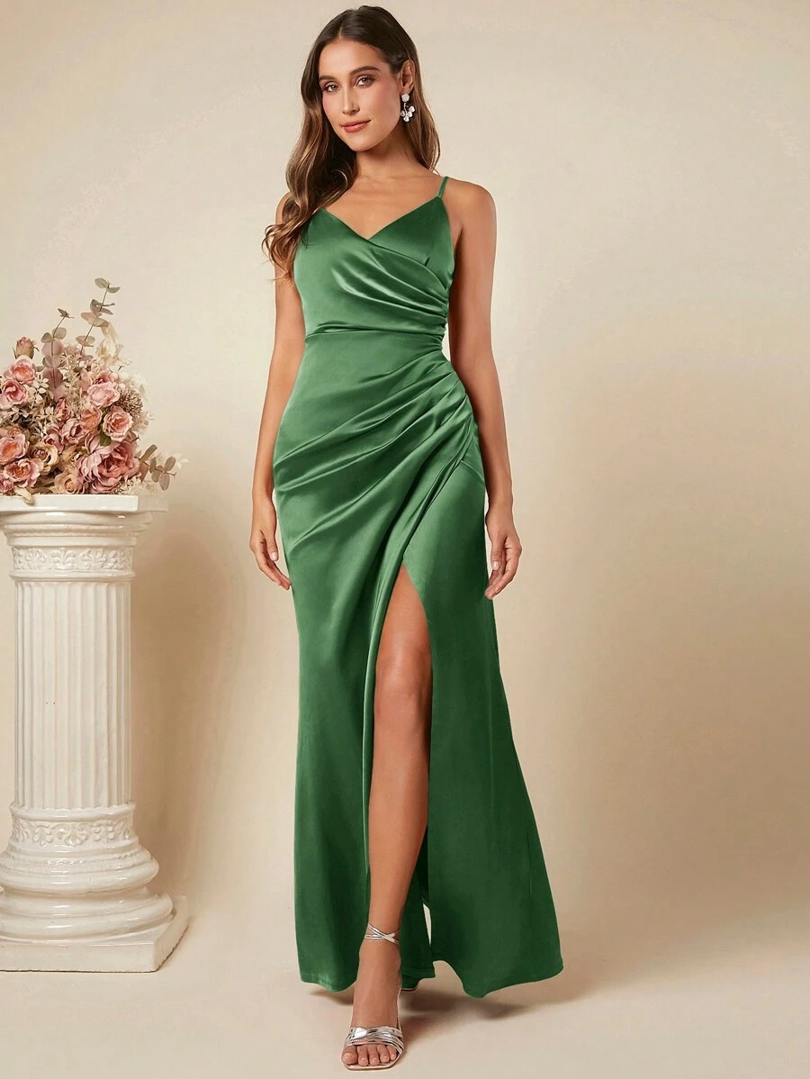 A-Line Deep V-neck Sleeveless Brush Train Dress