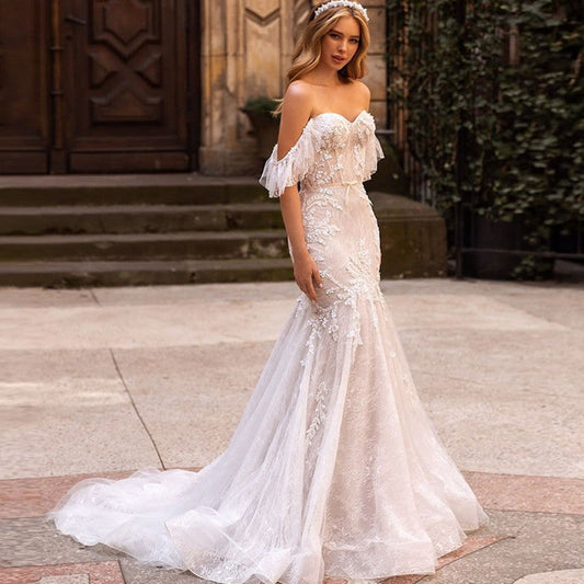 Sweetheart Neck Lace Brush Train Mermaid Wedding Dress
