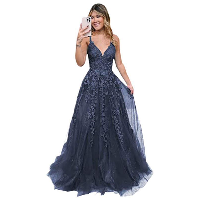 V-neck Tulle Ball Gown Party Dress With Appliques