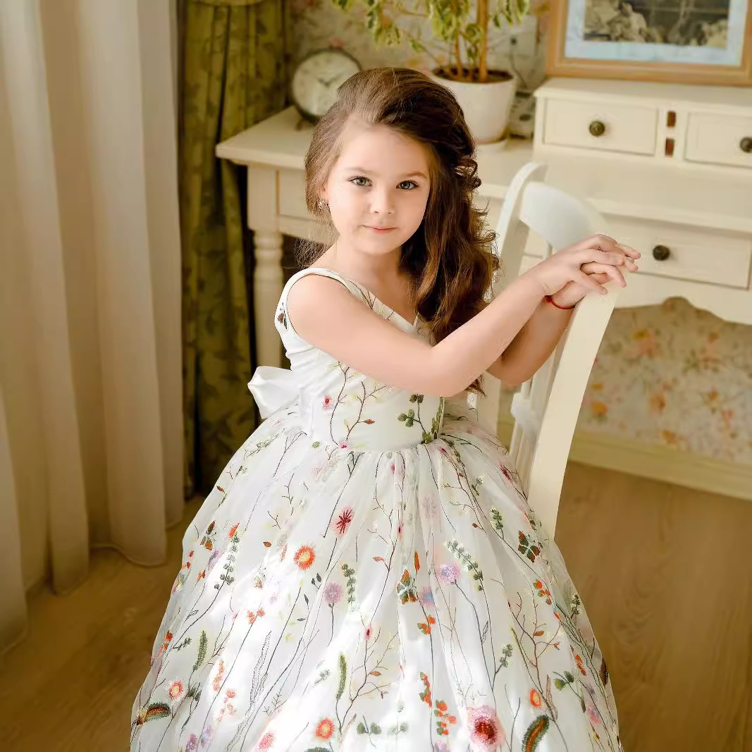 A-Line Scoop Neck Sleeveless Tulle Flower Girl Dress With Bow