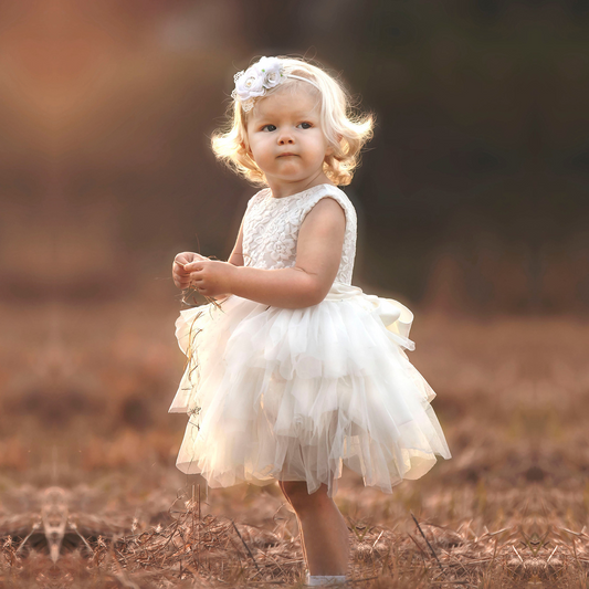 Ball-Gown Scoop Neck Sleeveless Knee-length Flower Girl Dress With Lace