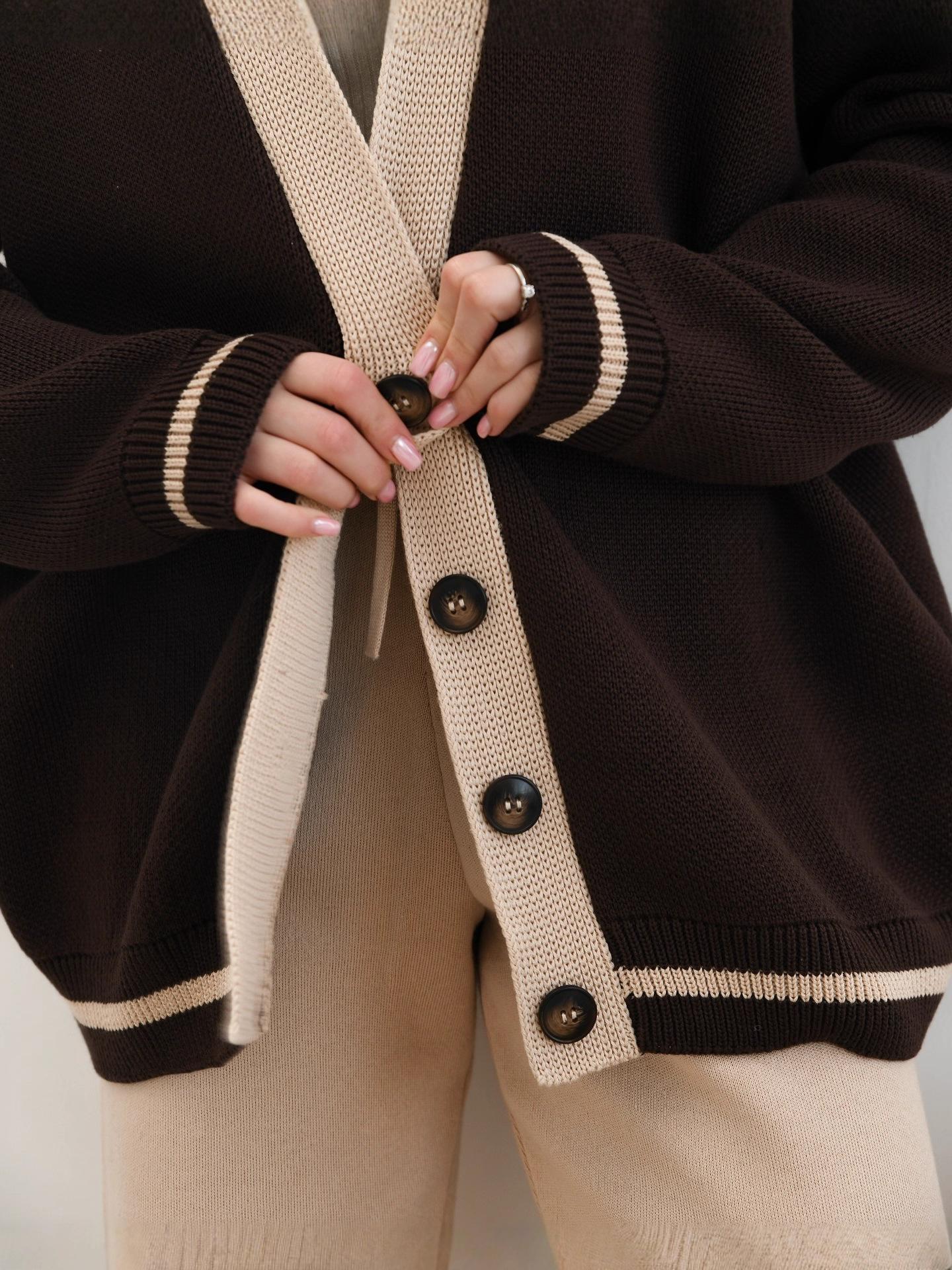 Thickened Contrasting Colours Cardigan